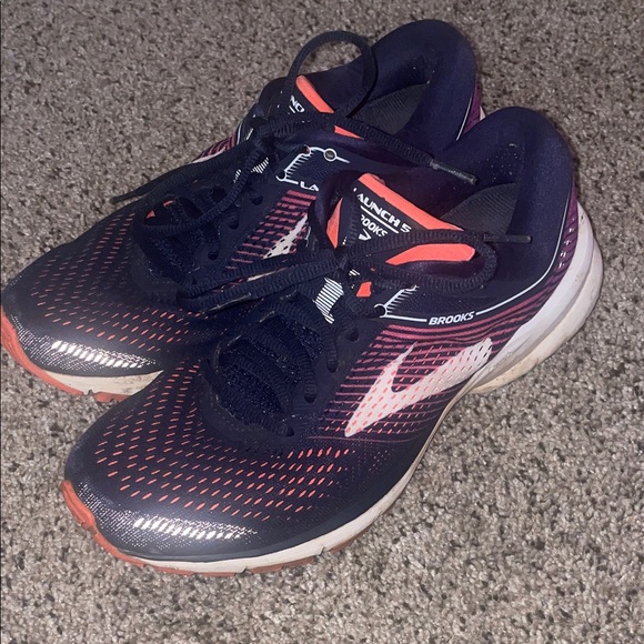Brooks Shoes - Brooks Women's Black and Pink Athletic Shoes